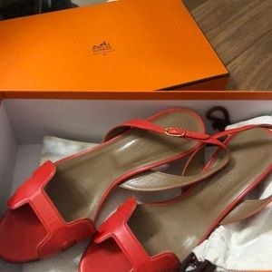 hermes heels in size 37.5